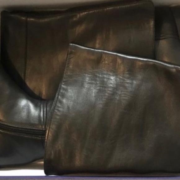 Stuart Weitzman Hilo Boots - Picture 4 of 4